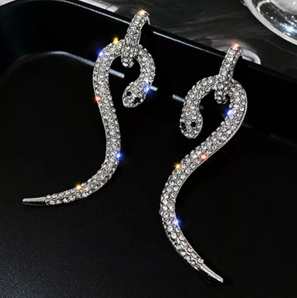 Exquisite Snake Serpent designed crystals new Earings
